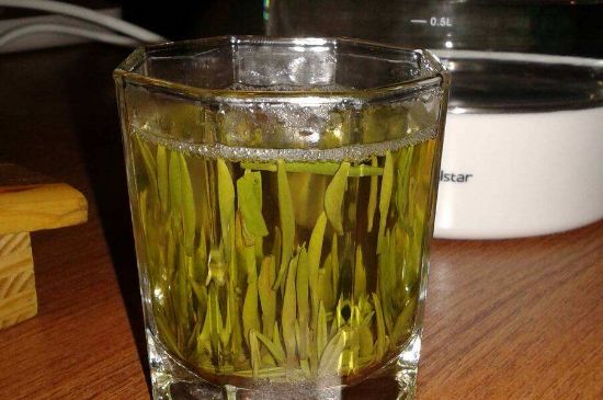 冷泡茶用什么茶葉最好，什么樣的茶適合冷泡？