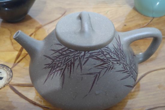 沖泡肉桂用紫砂壺還是蓋碗，武夷巖茶肉桂可以用紫砂壺沖泡嗎？