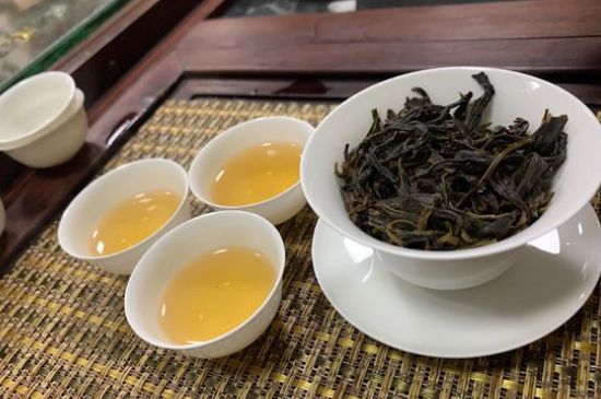 哪些茶適合泡功夫茶，功夫茶應(yīng)該配什么茶葉
