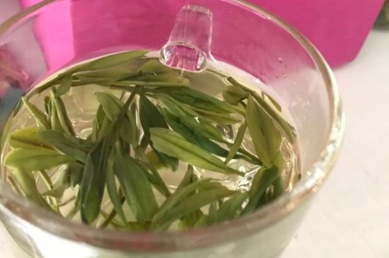 正常下一斤茶葉能喝多久，一個人一般一個月喝多少茶葉