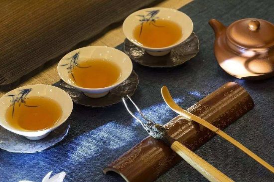 哪些茶適合泡功夫茶，功夫茶應(yīng)該配什么茶葉
