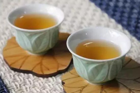 茶的三個(gè)禮儀，茶的禮儀小知識(shí)