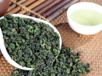 鐵觀音的泡法，水溫100°C最佳第一泡不能喝