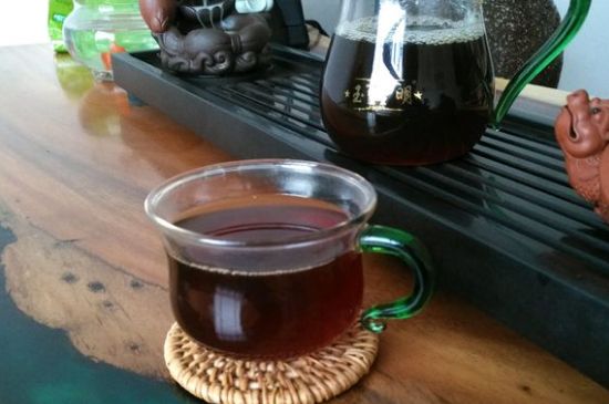 正常下一斤茶葉能喝多久，一個人一般一個月喝多少茶葉