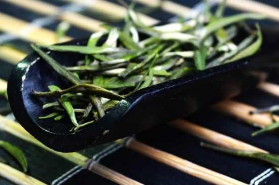 老茶和新茶哪個好，老茶好喝還是新茶好喝