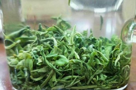 什么茶葉容易放香精，香精茶有什么危害？