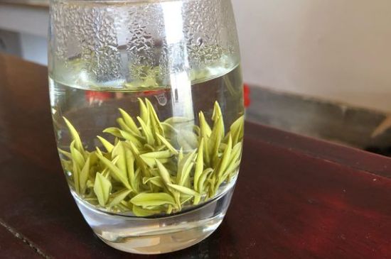 安吉白茶夏天怎么保存，安吉白茶能冷凍儲存嗎？