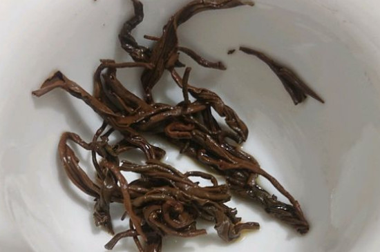 茶葉過期5年了但沒開封，茶葉放久了能喝嗎