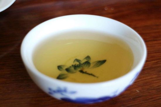 茉莉香精茶的鑒別方法，茉莉茶加香精怎樣識(shí)別？