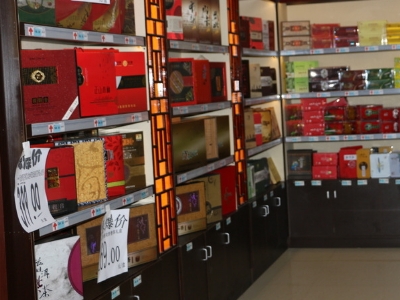 實(shí)體店買(mǎi)茶葉的技巧，新手買(mǎi)茶須知