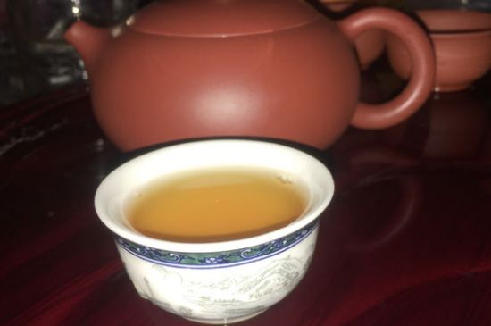 200一斤的茶葉算不算好，兩百一斤買的是中低檔茶