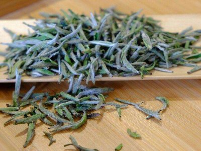 白毫銀針放幾年最好，白毫銀針什么年份最好？