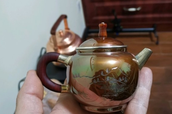 常見的七大材質(zhì)的茶具優(yōu)缺點(diǎn)，用什么材質(zhì)的茶具泡茶最好？