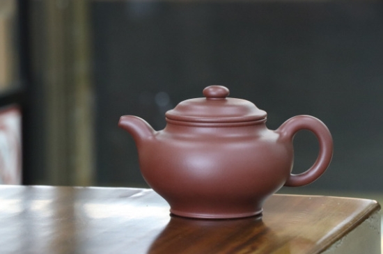 剛買的紫砂壺要怎么開壺養(yǎng)壺，<a href=http://m.silkroadstores.com/chaju/zisha/ target=_blank class=infotextkey>紫砂壺開壺</a>與養(yǎng)壺的方式方法