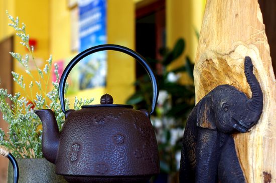 鑄鐵壺開(kāi)壺方法，鑄鐵茶壺怎么開(kāi)壺方法