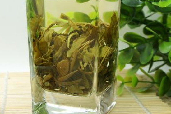 茉莉龍珠茶男人能喝嗎，男性夏季可以喝龍珠茶嗎