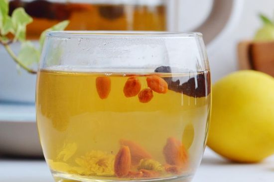 菊花茶的最佳搭配有哪幾樣，菊花茶和什么搭配喝效果好？