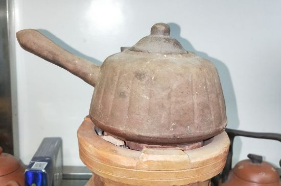 陶壺煮水的危害，粗陶壺燒水有毒嗎？