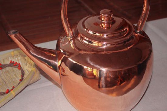 紫銅壺好還是黃銅壺好，紫銅壺與黃銅壺的區(qū)別