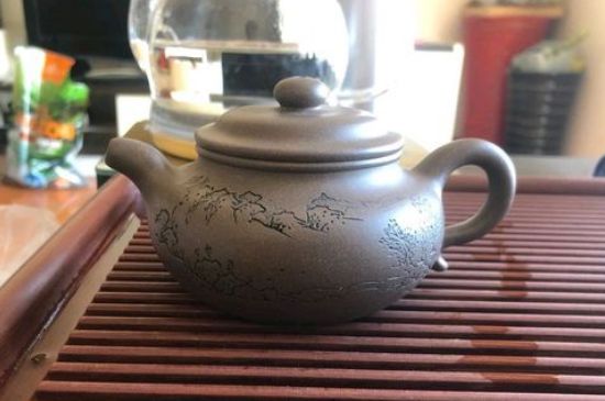 正宗紫砂壺多少錢(qián)一套，一套正宗宜興紫砂壺什么價(jià)格