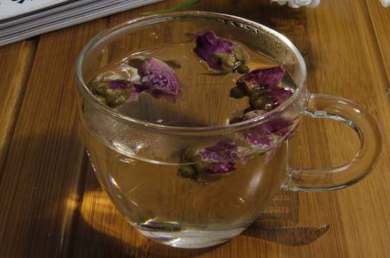 怎么判斷玫瑰花茶好不好，玫瑰花茶怎么樣鑒別