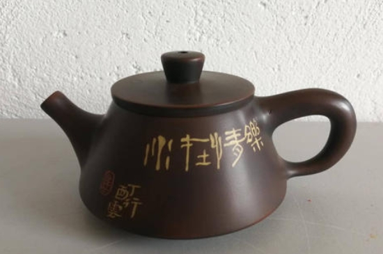 四大名陶哪個(gè)泡茶最好，中國(guó)四大名陶主要泡什么茶？