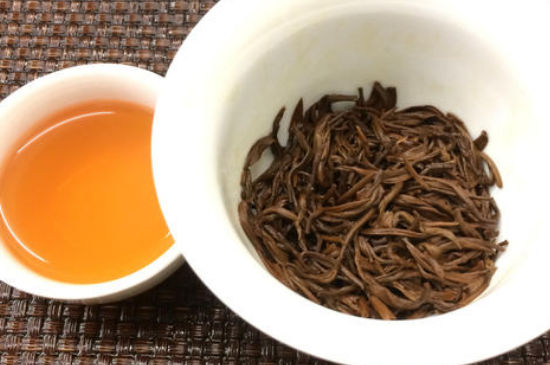 新茶和陳茶的區(qū)別，新茶和陳茶的介紹