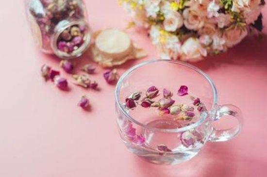 玫瑰花茶是應(yīng)該煮還是蒸，玫瑰花茶是不是煮一下效果更好？