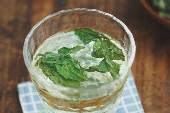 荷葉茶每天喝多少合適，什么時(shí)候喝最好？