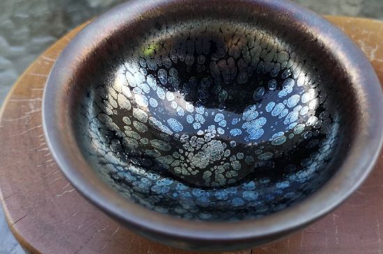 化工建盞是什么樣子的，建盞如何區(qū)分化工釉