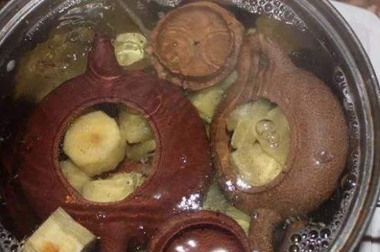 開壺放豆腐是錯(cuò)誤的，新買的紫砂壺正確開壺建議