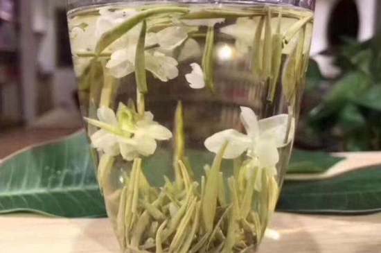 茉莉銀針適合什么人喝，茉莉銀針茶有什么功效