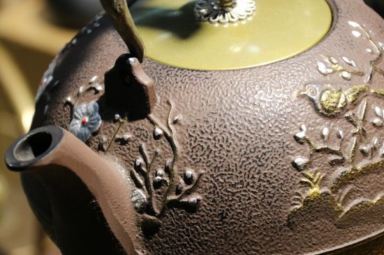 不要使用日本鐵壺?zé)毡捐F壺騙局