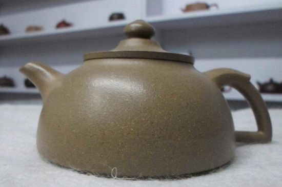 紫砂壺密密麻麻黑點(diǎn)，布滿了很多小黑點(diǎn)的紫砂好嗎