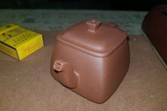 手工紫砂壺和模具壺有什么區(qū)別，快速鑒別手工壺模具壺