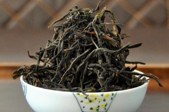 蜜蘭香和鴨屎香區(qū)別，鳳凰單樅鴨屎香vs蜜蘭香圖片對比