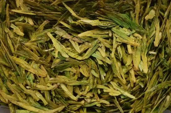 西湖龍井茶毫和發(fā)霉區(qū)別圖片，長霉的龍井茶葉會是什么樣？