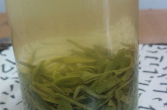 碧螺春為什么泡水渾濁，碧螺春茶葉泡水感覺很臟是混濁的