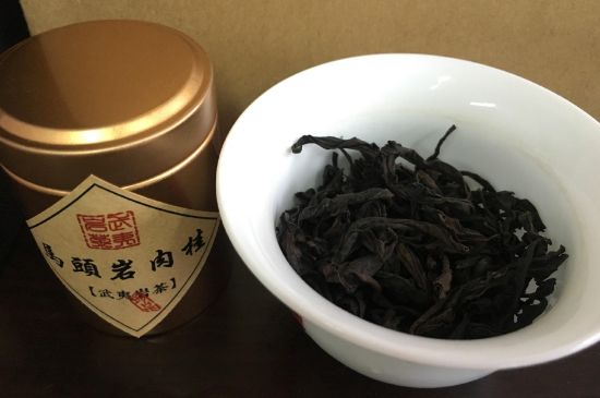 拼配的馬頭巖肉桂，還配叫馬肉嗎？請叫它“馬頭巖大紅袍”