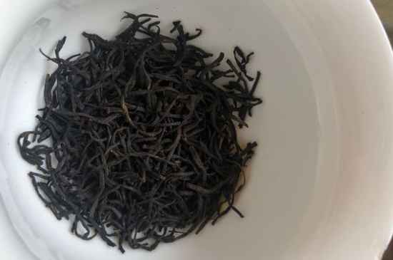 正山小種第一泡要倒掉嗎，正山小種能沖幾泡