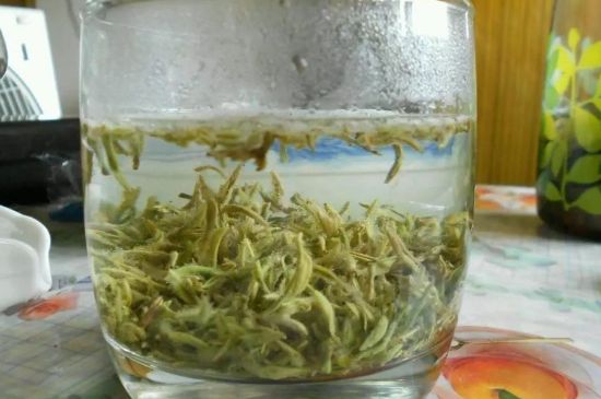 碧螺春為什么泡水渾濁，碧螺春茶葉泡水感覺很臟是混濁的