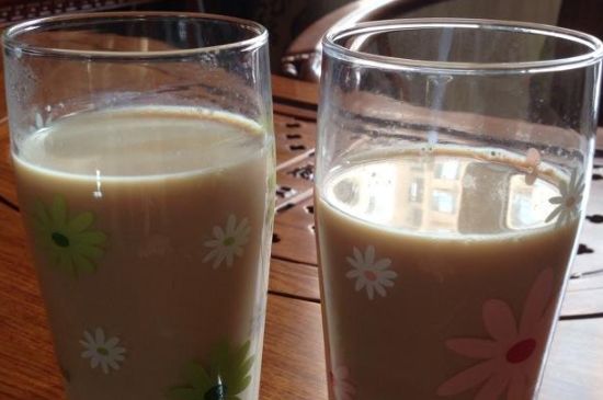 紅茶加奶的危害，紅茶加牛奶有副作用嗎