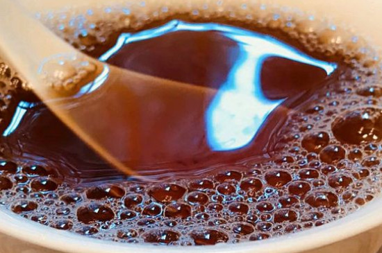 大紅袍煙熏味是好茶嗎，能不能喝對(duì)人體有壞處嗎