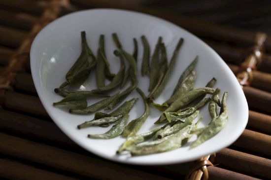 新白毫銀針和老白毫銀針的區(qū)別，新老白毫銀針的品質(zhì)特征