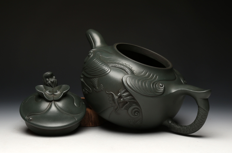 民國(guó)朱可心綠魚(yú)化龍宜興紫砂壺